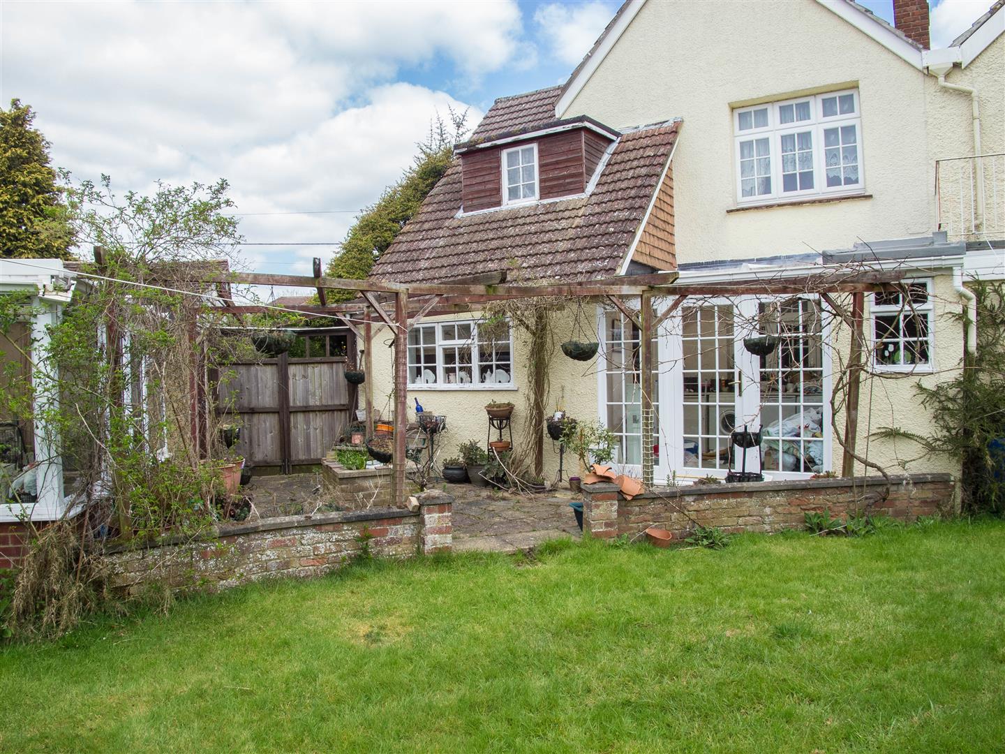 4 bedroom Detached House for sale in Maidstone