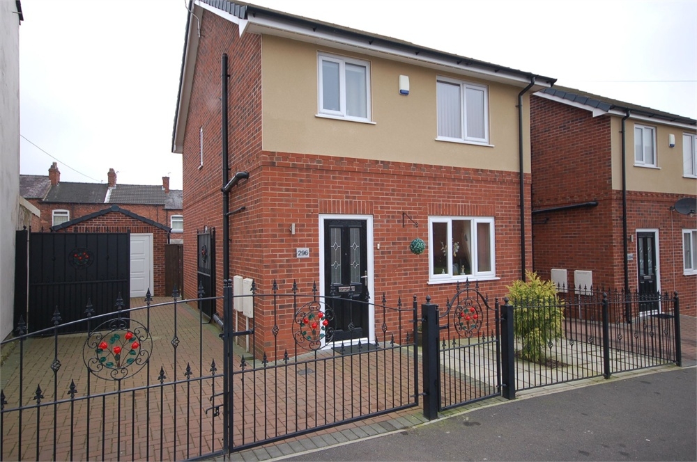 3 bedroom Detached House for sale in St Helens