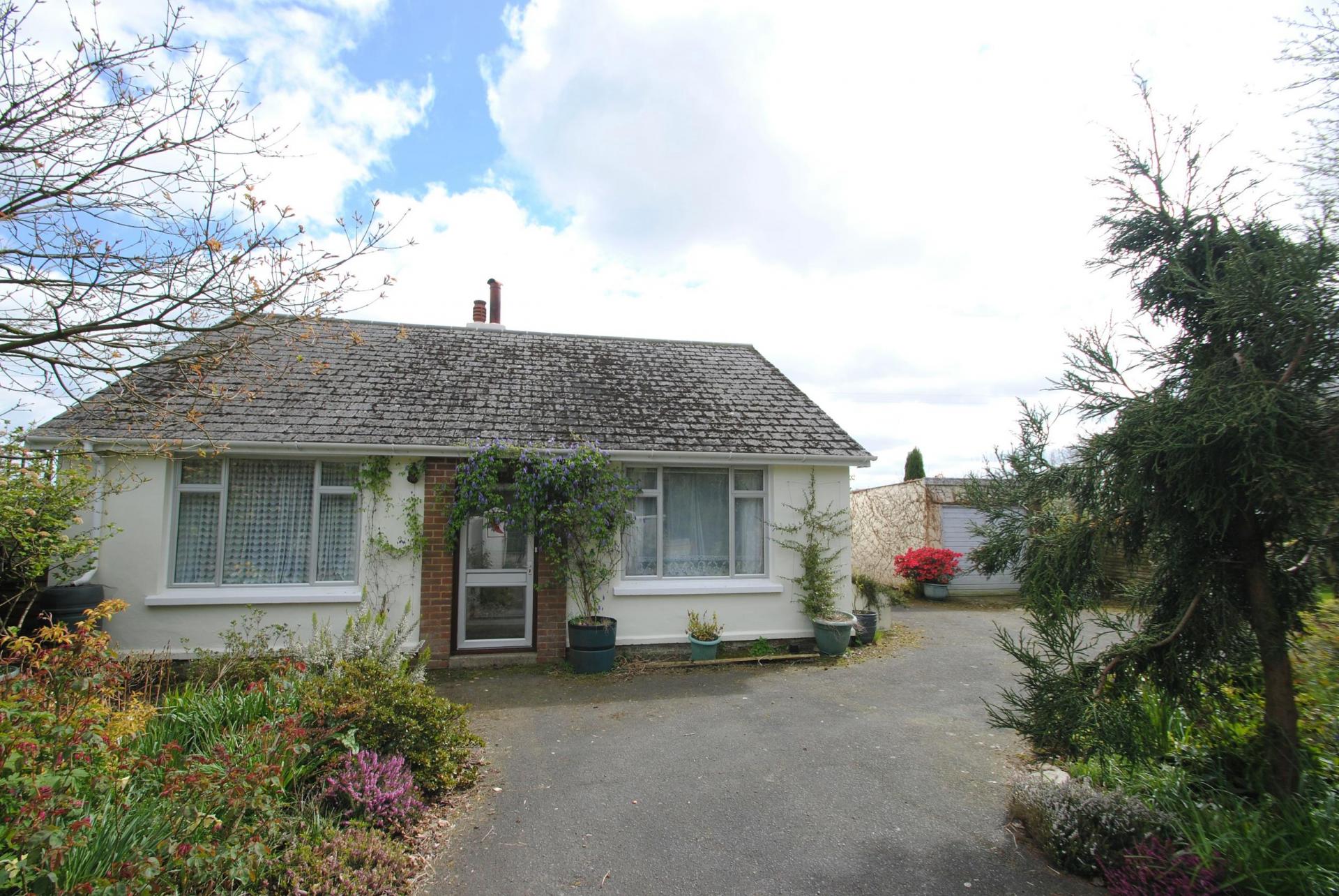 2 bedroom Bungalow for sale in Devon