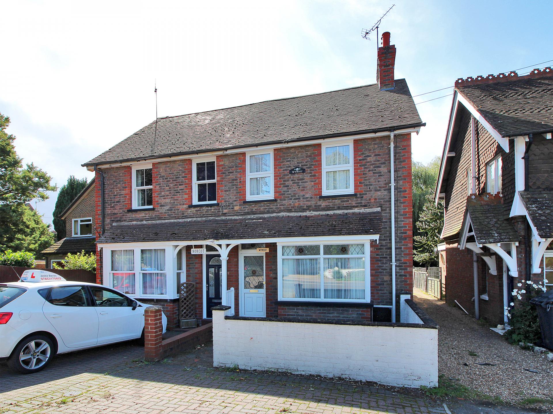 Estate Agents East Grinstead Mansell McTaggart