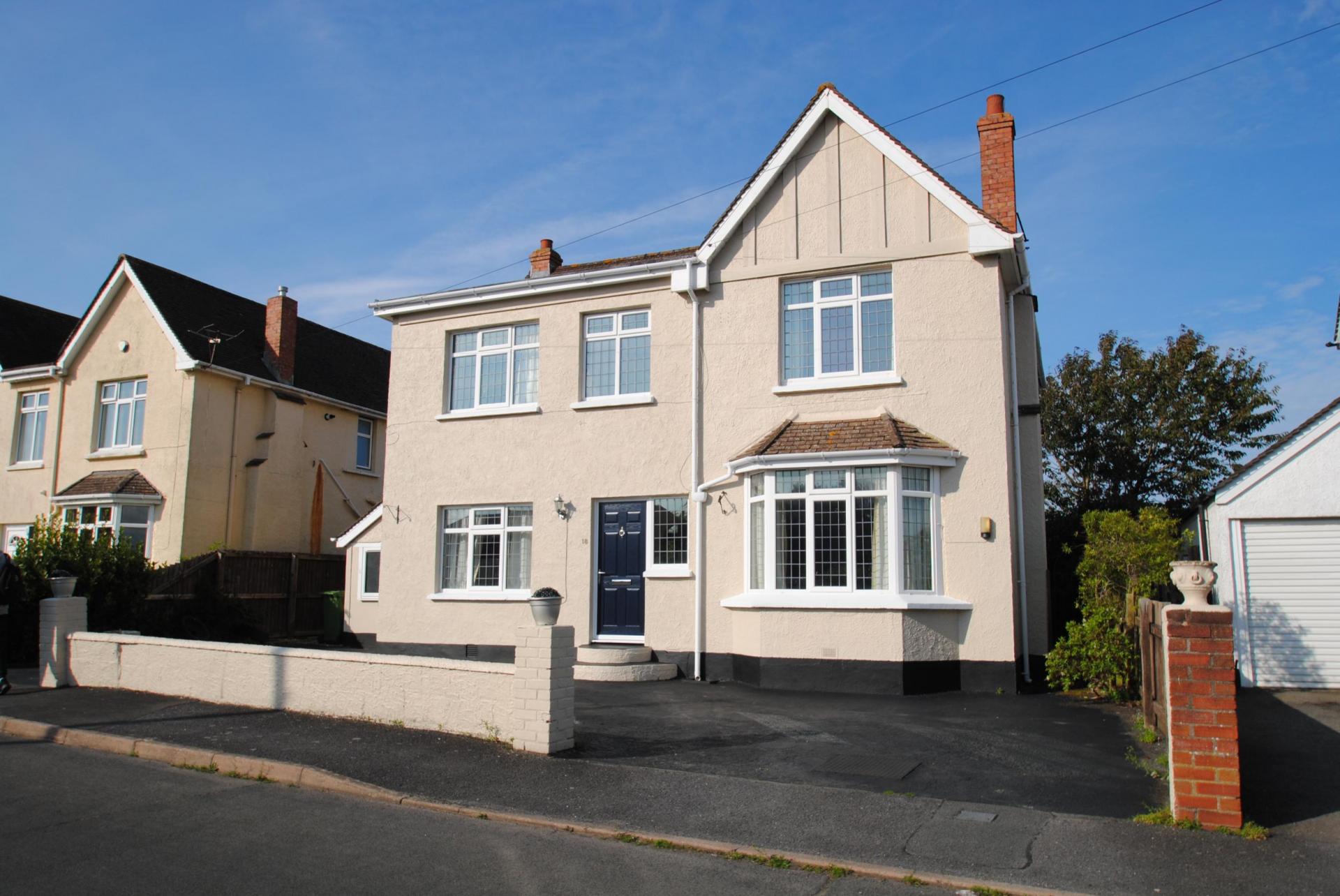 4 bedroom Detached House for sale in Barnstaple