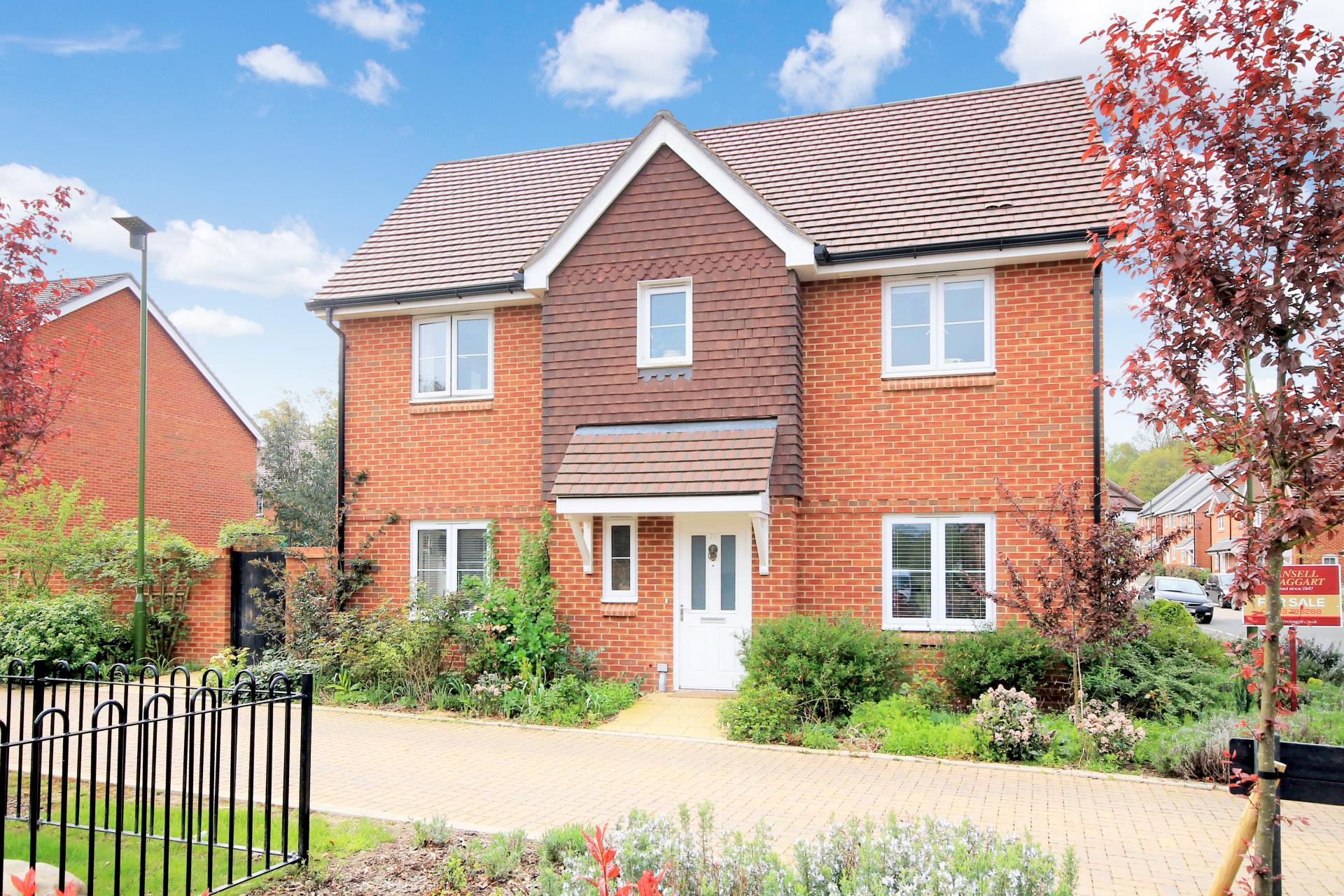 Estate Agents Billingshurst Mansell McTaggart