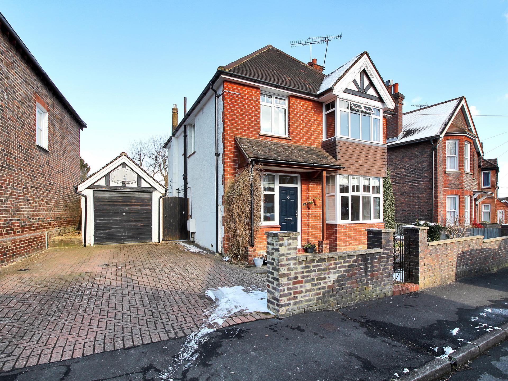 Estate Agents East Grinstead Mansell McTaggart