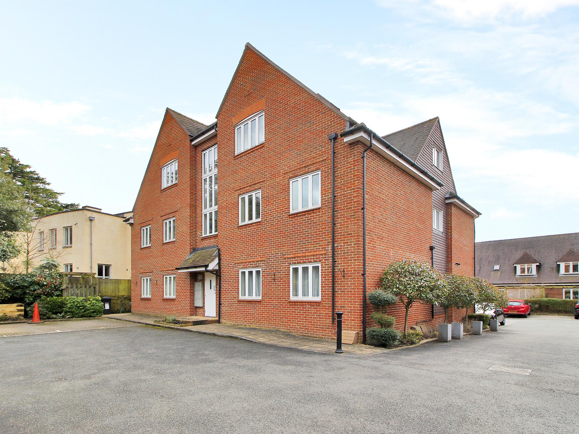 Estate Agents Horley Mansell McTaggart